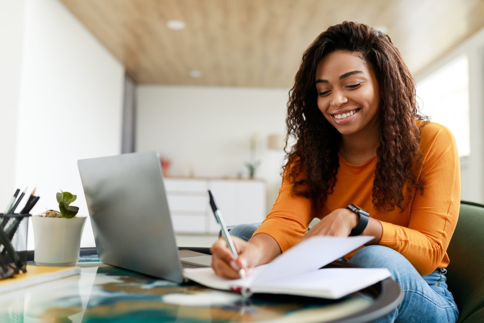 3 Easy Ways to Prioritize for Less Stress & More Focus